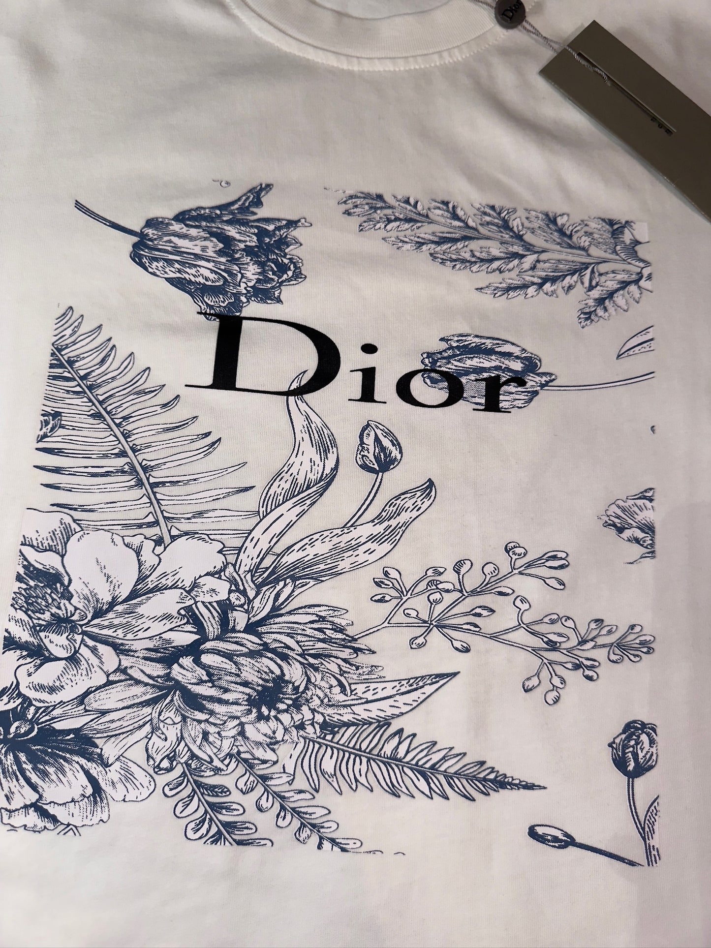 Camiseta floral D1ør