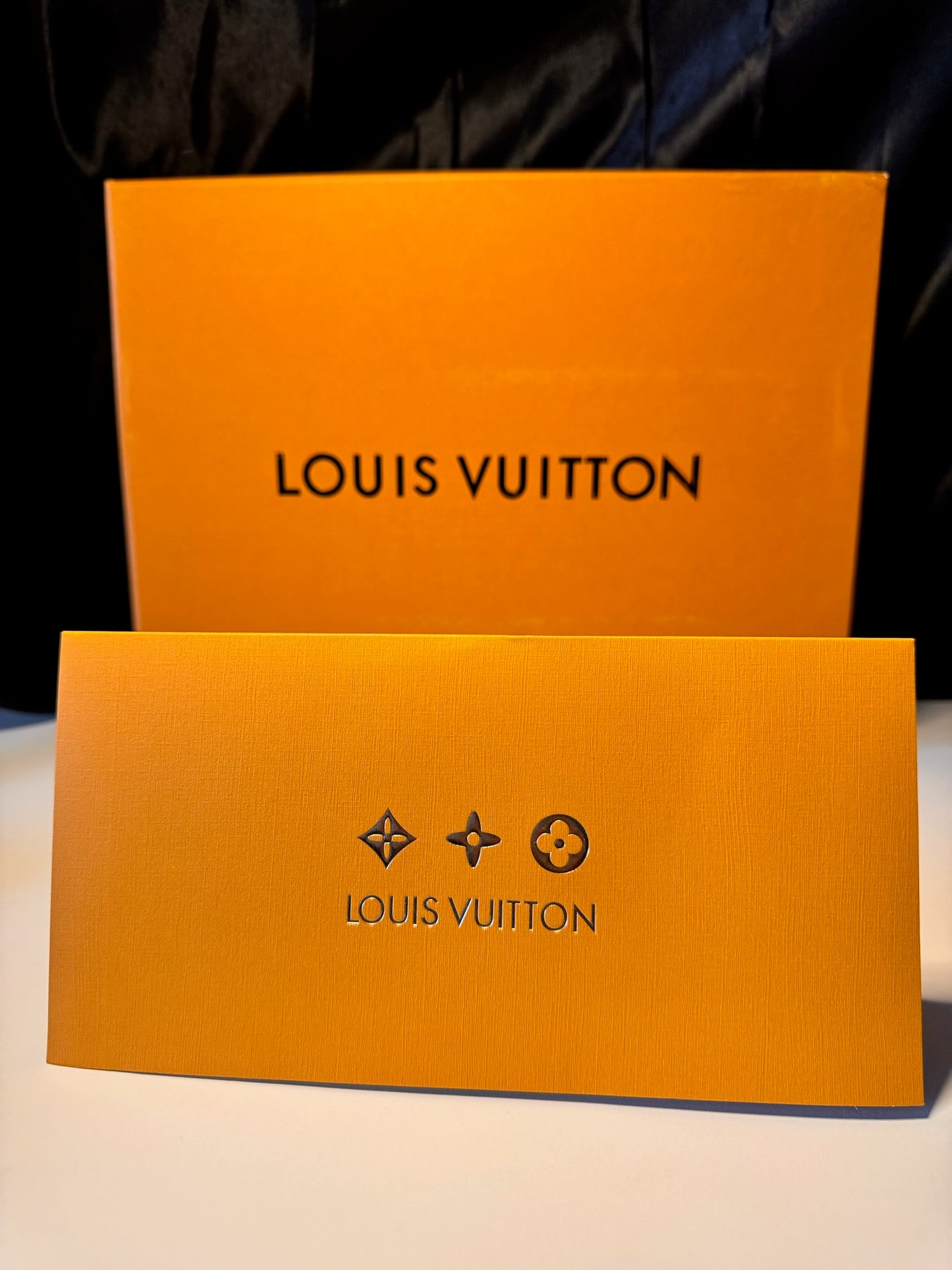 Lv1s vittøn trainer 1554 blanco azul